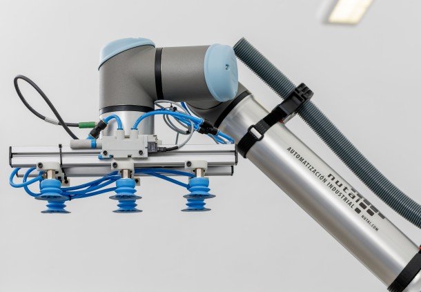 NUTAI, UNIVERSAL ROBOTS Y FESTO DESARROLLAN UNA SOLUCIÓN DE MEJORA DE LA MOVILIDAD DE UN ROBOT COLABORATIVO